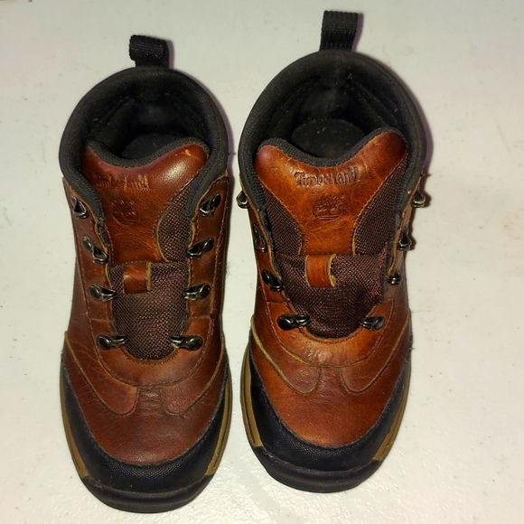 Size 10 toddler Timberland boots mint condition - Picture 1 of 4